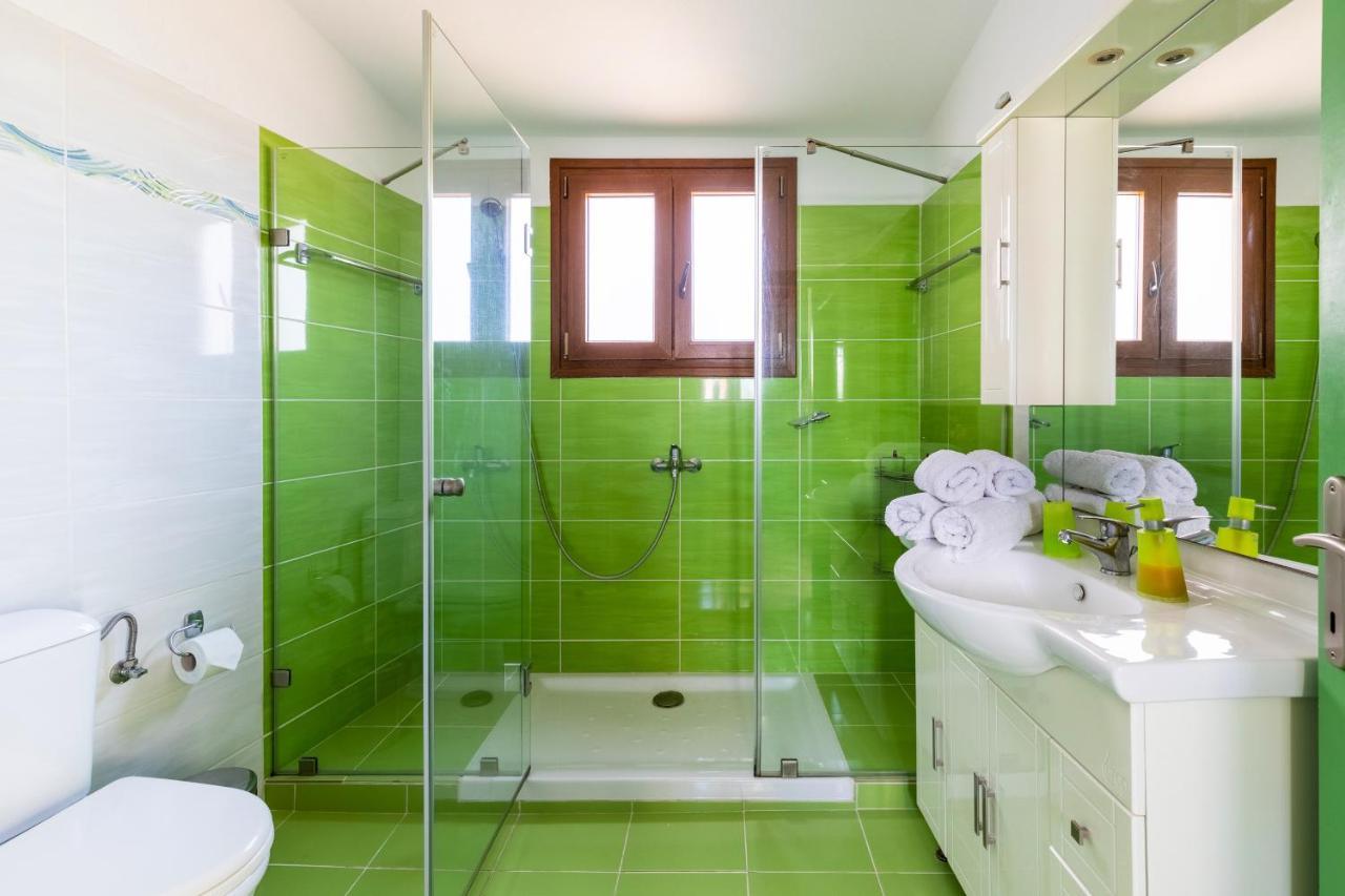 Villa Fotini Kalivi In Raches Panormos  エクステリア 写真